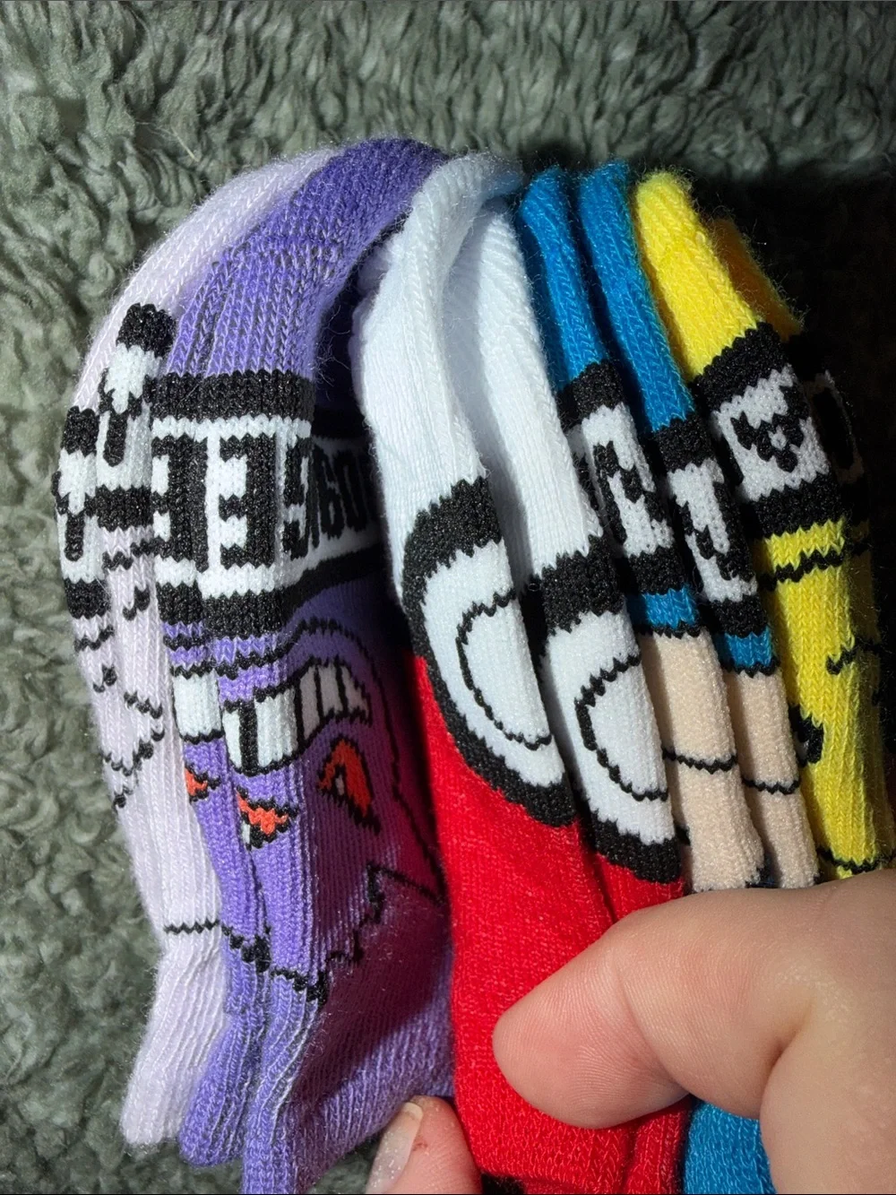 Kids 5 Pikachu & Pokémon Characters No-Show Socks 5 Minions Characters No show
